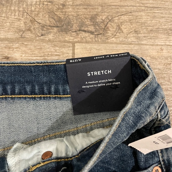 ❤️ GAP HIGH RISE 4” DENIM JEAN SHORTS SIZE 27 NEW - Picture 5 of 8